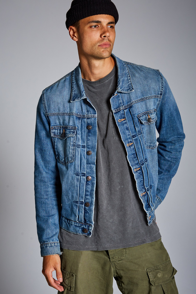 BRISCOE-AFFINITY_SERIES-736
